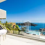 Gorgeous Ground Floor W Pool & Patio Apartament
