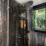 Gorgeous Ground Floor W Pool & Patio * Dubrownik