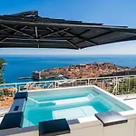Apartman Gorgeous Ground Floor W Pool & Patio