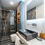 Apartman Gorgeous Ground Floor W Pool & Patio *