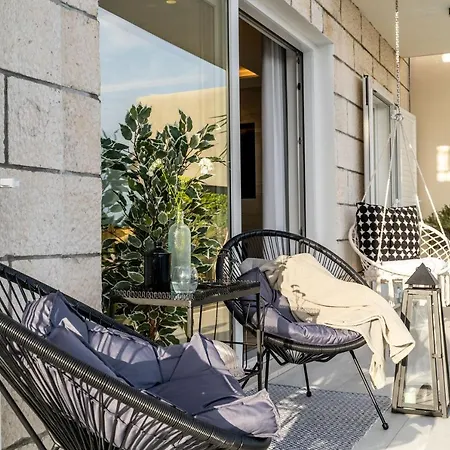 Gorgeous Ground Floor W/ Minipool & Patio Dubrovnik