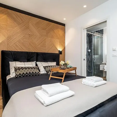 Apartment Gorgeous Ground Floor W/ Minipool & Patio *