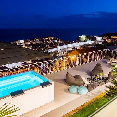 Gorgeous Ground Floor W/ Minipool & Patio Dubrovnik