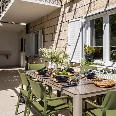 Gorgeous Ground Floor W Pool & Patio Apartamento Dubrovnik