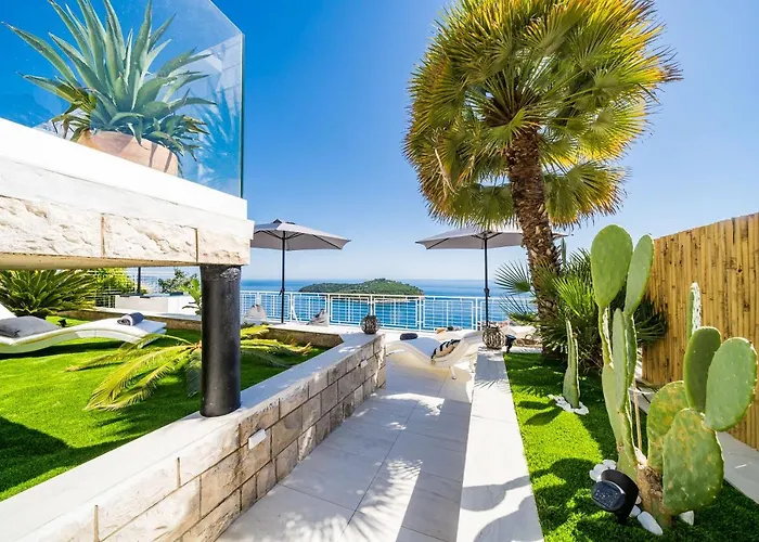 Gorgeous Ground Floor W Pool & Patio * Dubrovnik