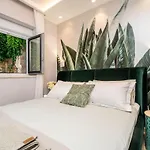 Gorgeous Ground Floor W Pool & Patio Lejlighed