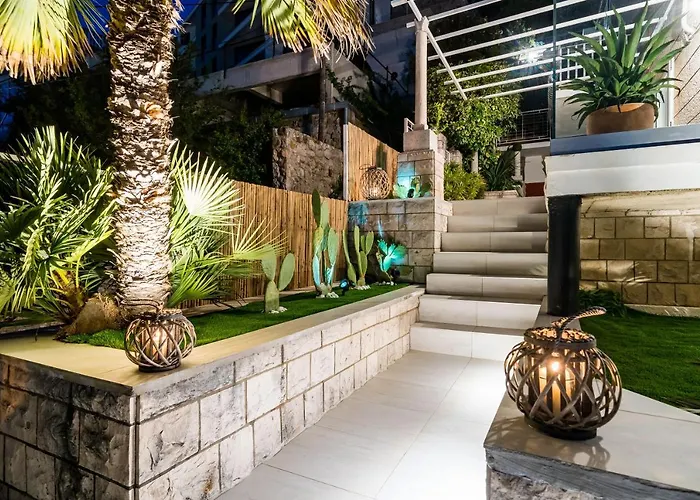 公寓 Gorgeous Ground Floor W Pool & Patio *