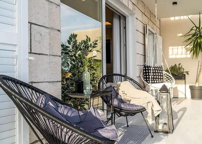 Gorgeous Ground Floor W Pool & Patio 杜布罗夫尼克